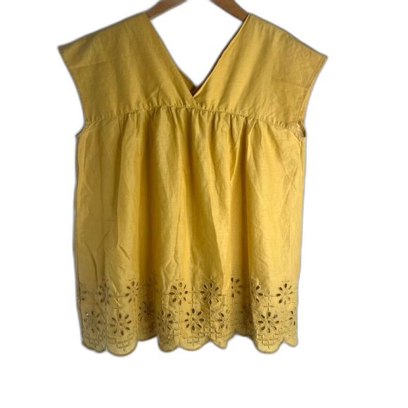 Uniqlo Vneck Wide Tank Sleeve Eyelet Scallop Hem Yellow Cotton Boho Top Sz Small - Picture 1 of 8